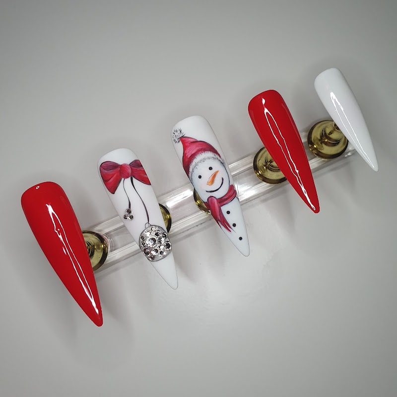 Pretty in Pink Nails